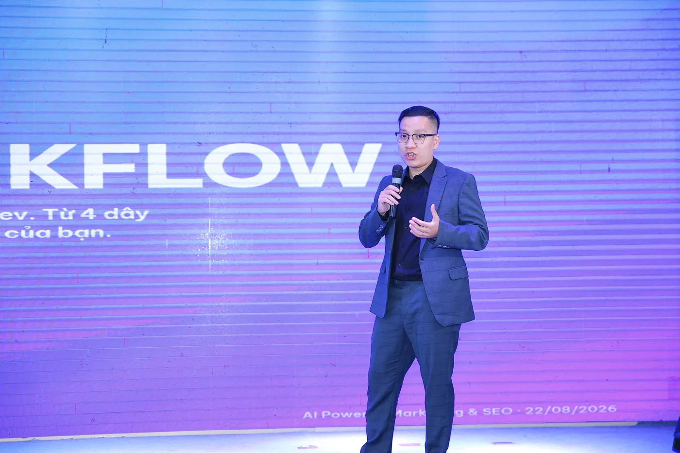 Chia sẻ về AI Agents workflow tại AI Powered Marketing & SEO 2026